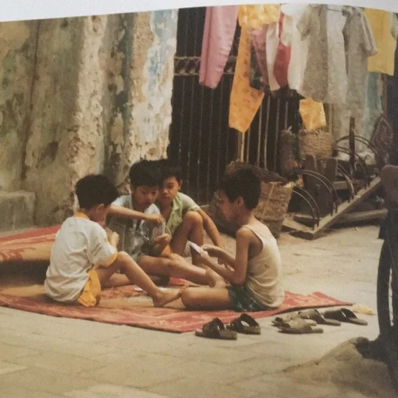 Coffee Table book of photography by Evelyn Lauder, Daughter of Estée Lauder. - Picture 6 of 7